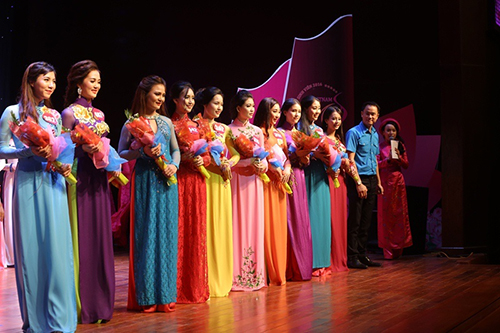 Top 10 thí sinh miền Trung-Tây Nguyên vào chung kết “Nữ sinh viên Việt Nam duyên dáng 2016”